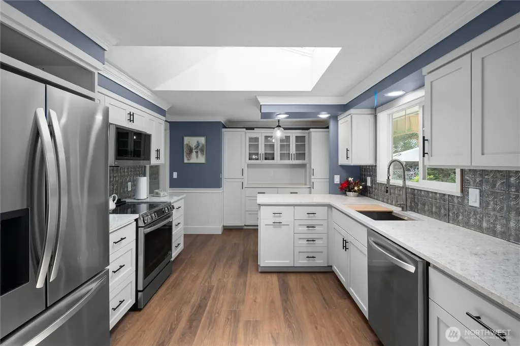 4702 69th Avenue W University Place WA 98466