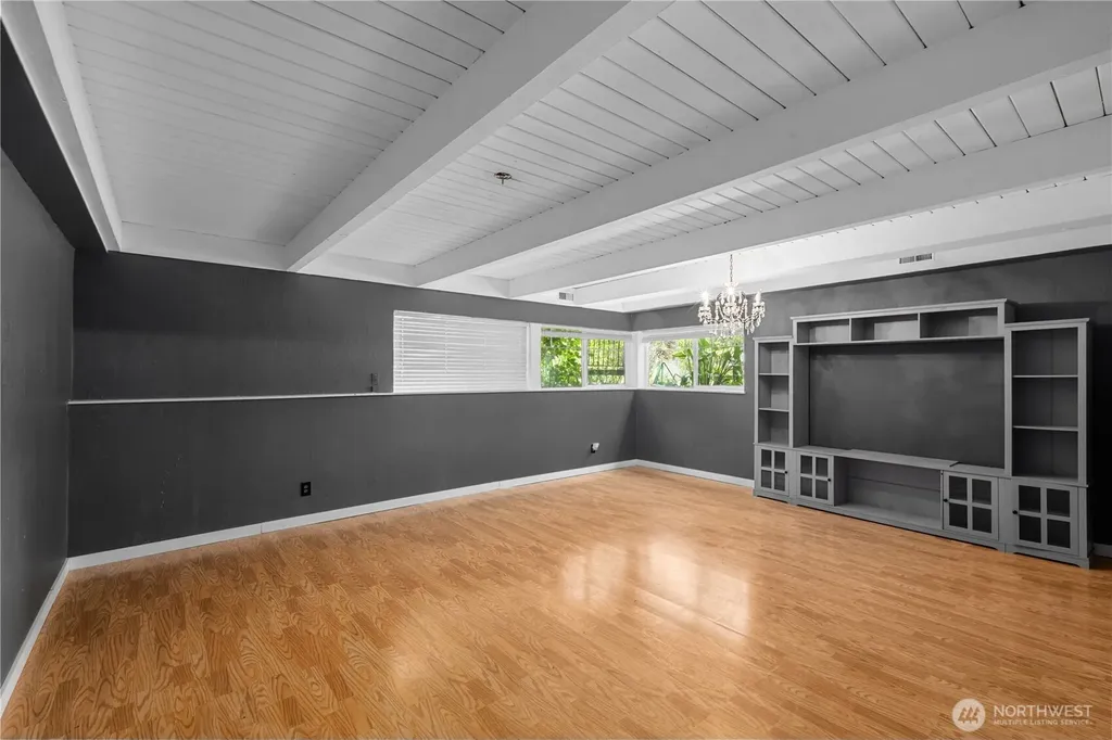 4702 69th Avenue W University Place WA 98466