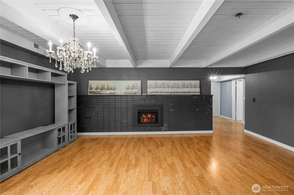 4702 69th Avenue W University Place WA 98466