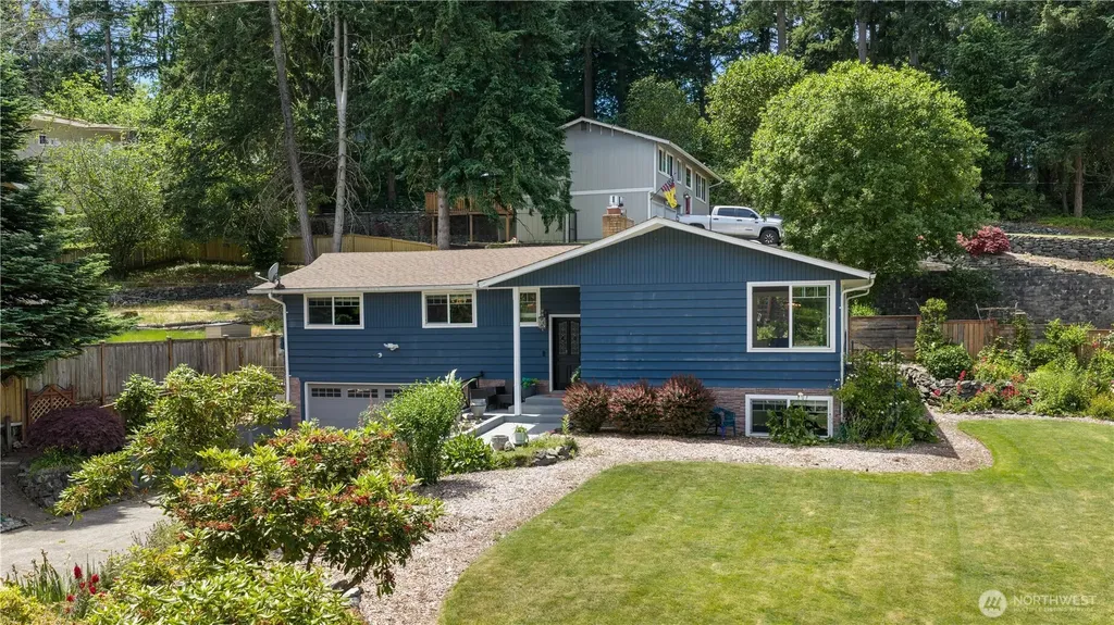 4702 69th Avenue W University Place WA 98466