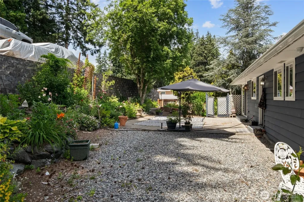 4702 69th Avenue W University Place WA 98466