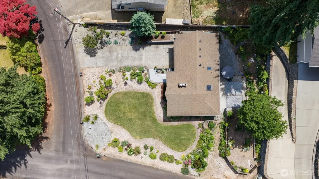 4702 69th Avenue W University Place WA 98466
