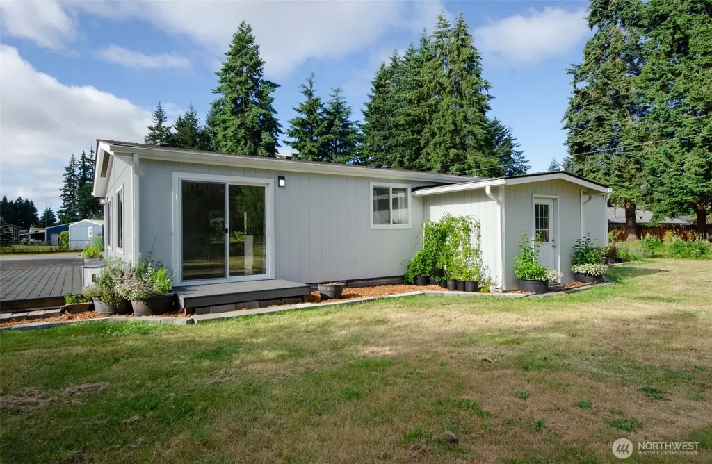 17728 Irwin Street SW Rochester WA 98579