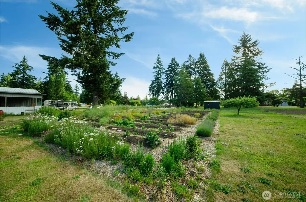 17728 Irwin Street SW Rochester WA 98579