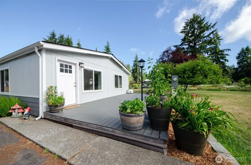 17728 Irwin Street SW Rochester WA 98579
