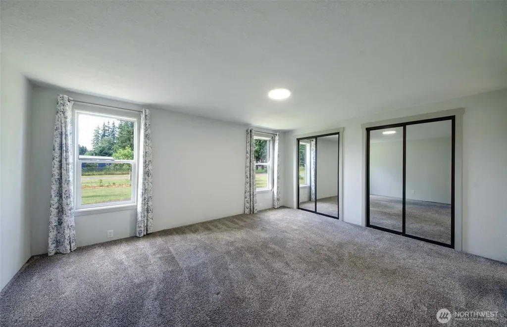 17728 Irwin Street SW Rochester WA 98579