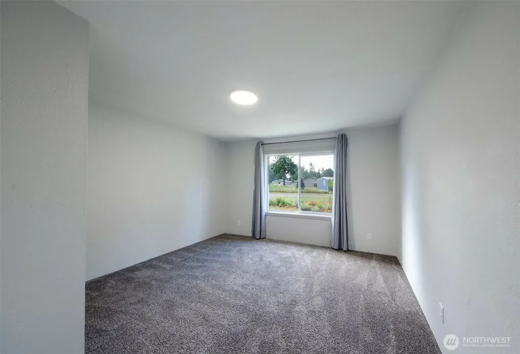 17728 Irwin Street SW Rochester WA 98579