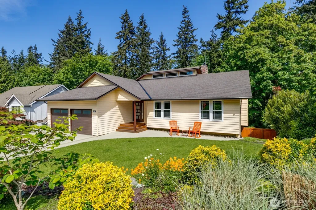 7280 44th Place W Mukilteo WA 98275