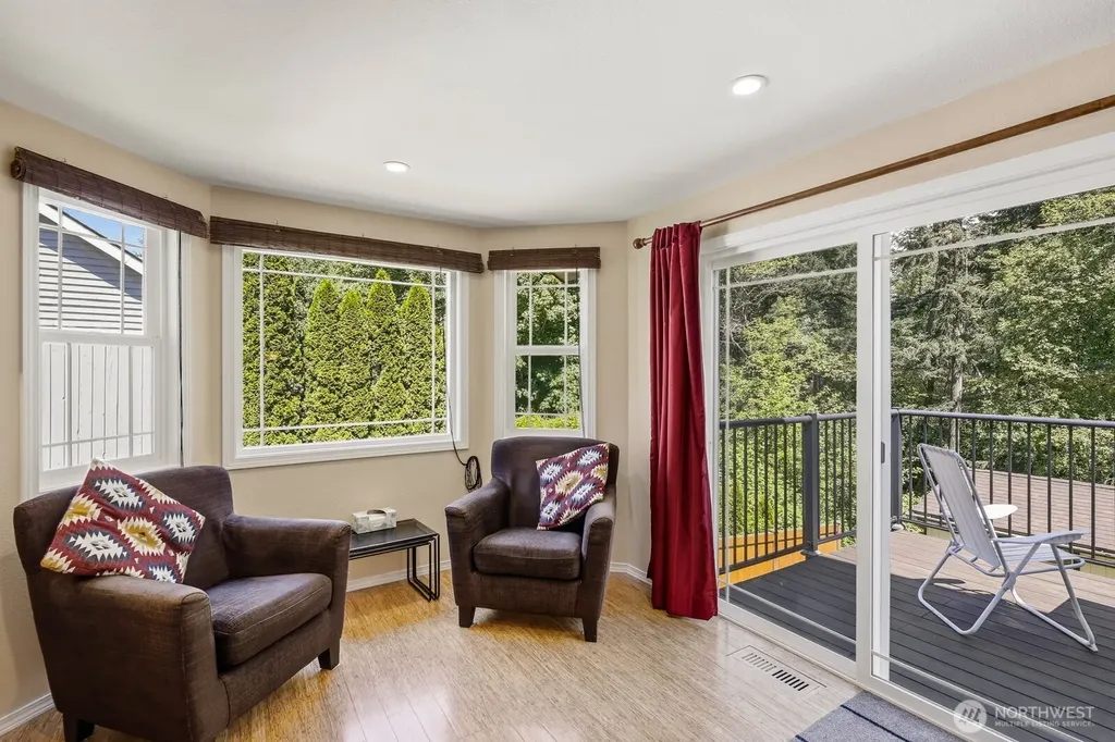 7280 44th Place W Mukilteo WA 98275