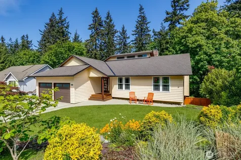 7280 44th Place W Mukilteo WA 98275