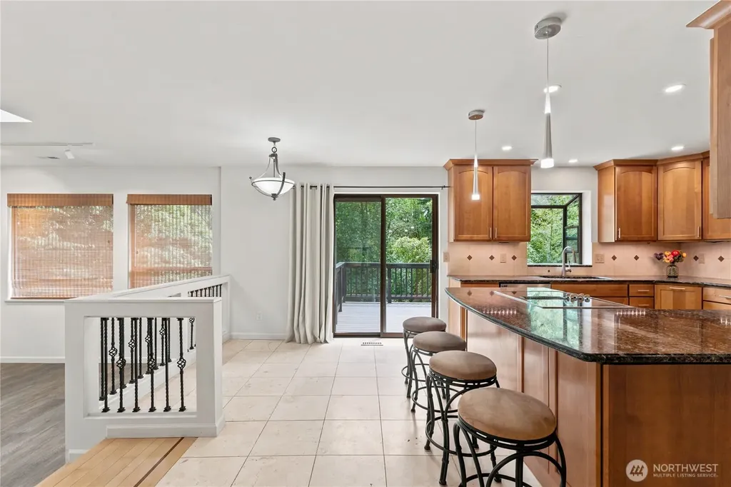 21401 52nd Avenue SE Woodinville WA 98072