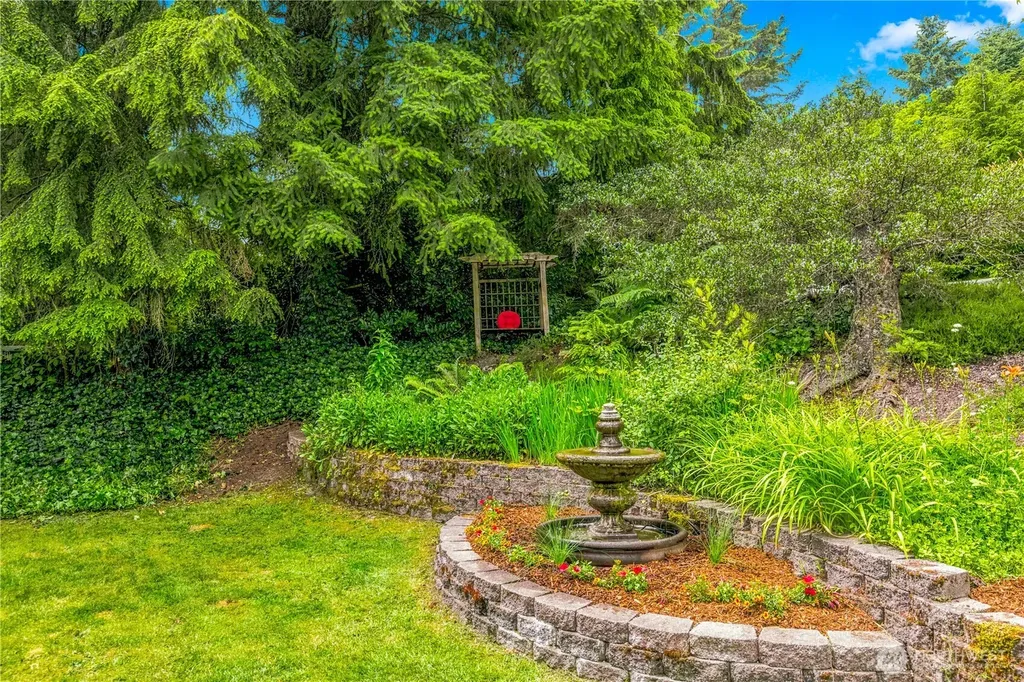 21401 52nd Avenue SE Woodinville WA 98072