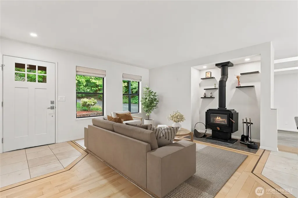 21401 52nd Avenue SE Woodinville WA 98072