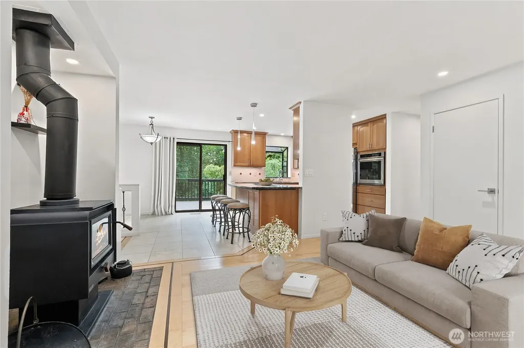 21401 52nd Avenue SE Woodinville WA 98072