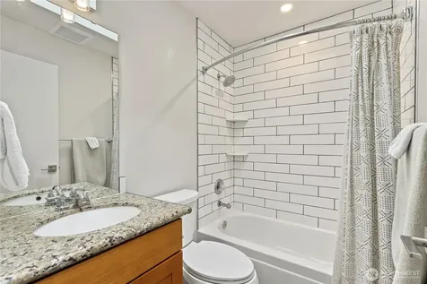 21401 52nd Avenue SE Woodinville WA 98072