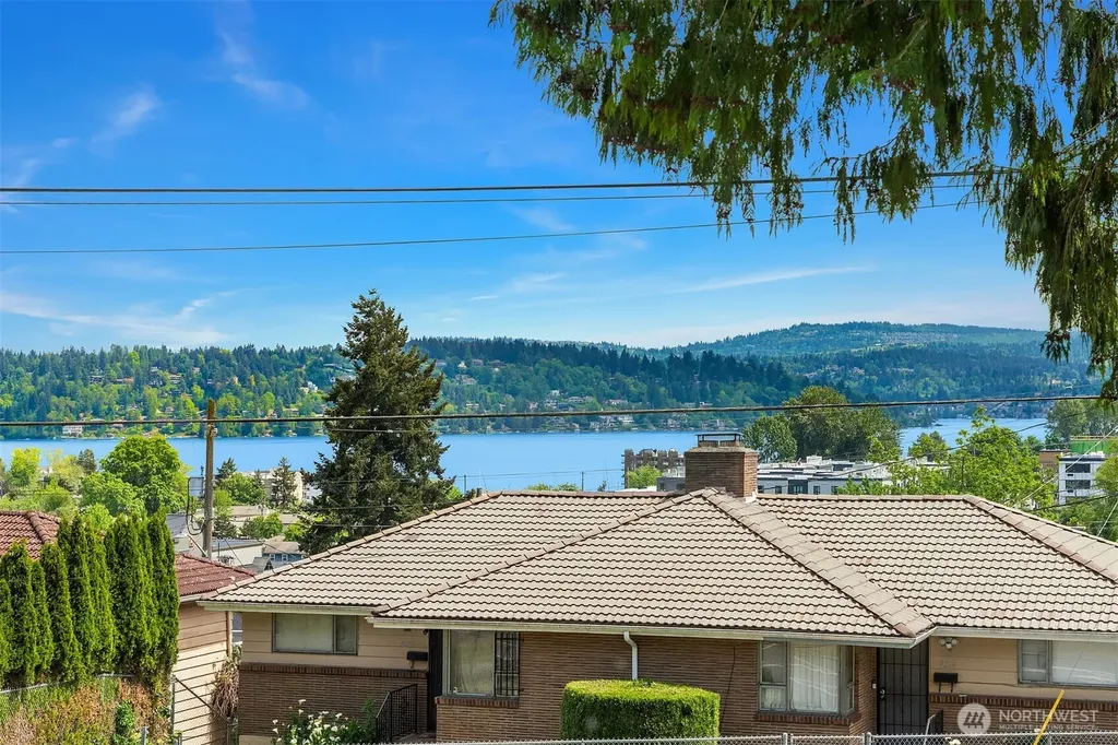 9275 Renton Avenue S Seattle WA 98118