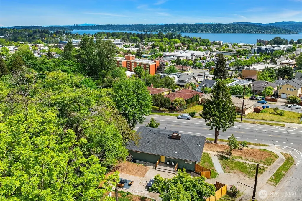 9275 Renton Avenue S Seattle WA 98118