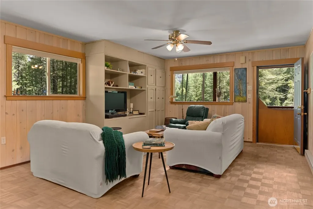 225 Lost River Road Mazama WA 98833