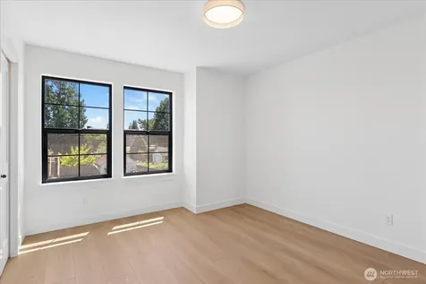 2817 25th Street Everett WA 98201