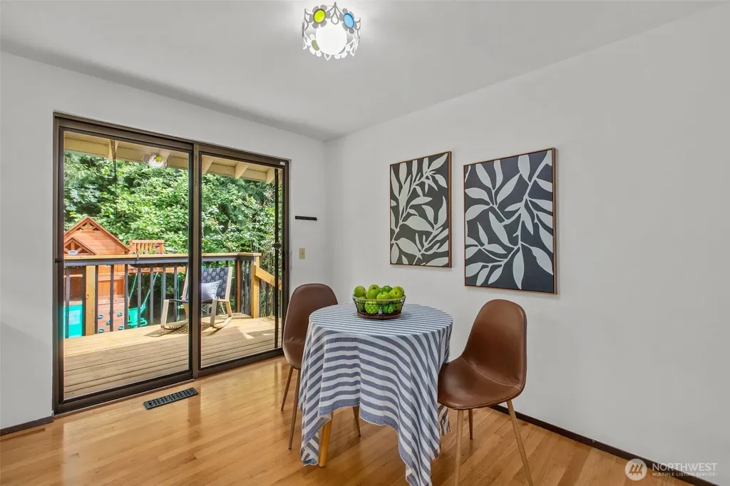 3414 NE Quinault Drive Bremerton WA 98311