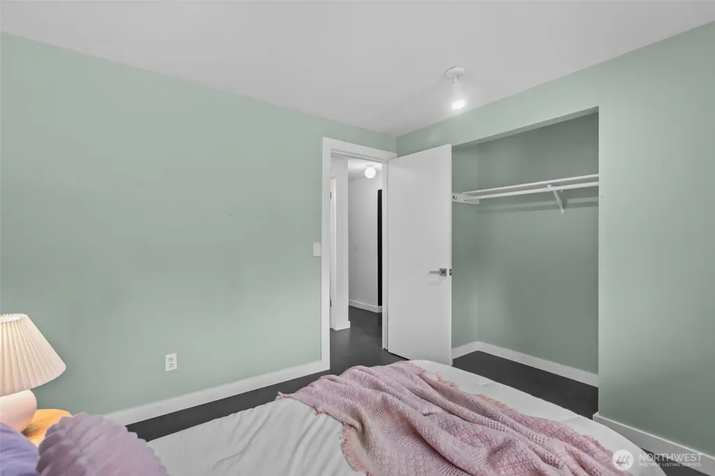 3414 NE Quinault Drive Bremerton WA 98311