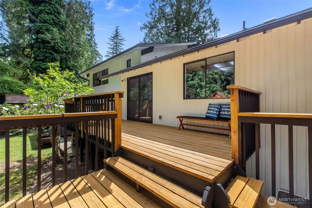 3414 NE Quinault Drive Bremerton WA 98311