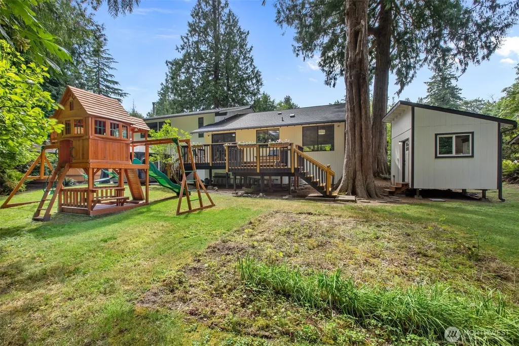 3414 NE Quinault Drive Bremerton WA 98311