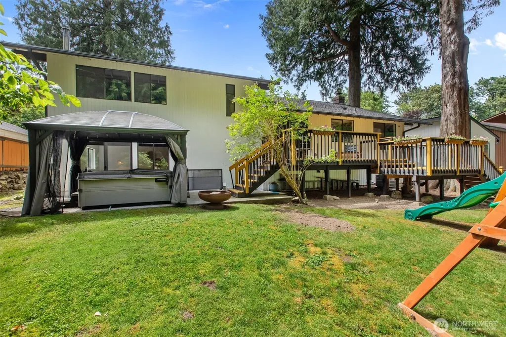 3414 NE Quinault Drive Bremerton WA 98311