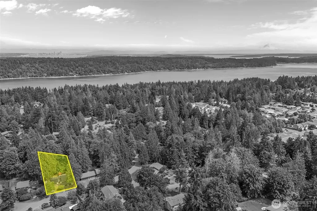 3414 NE Quinault Drive Bremerton WA 98311