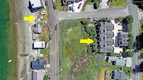 1095 Essex Street Camano Island WA 98282