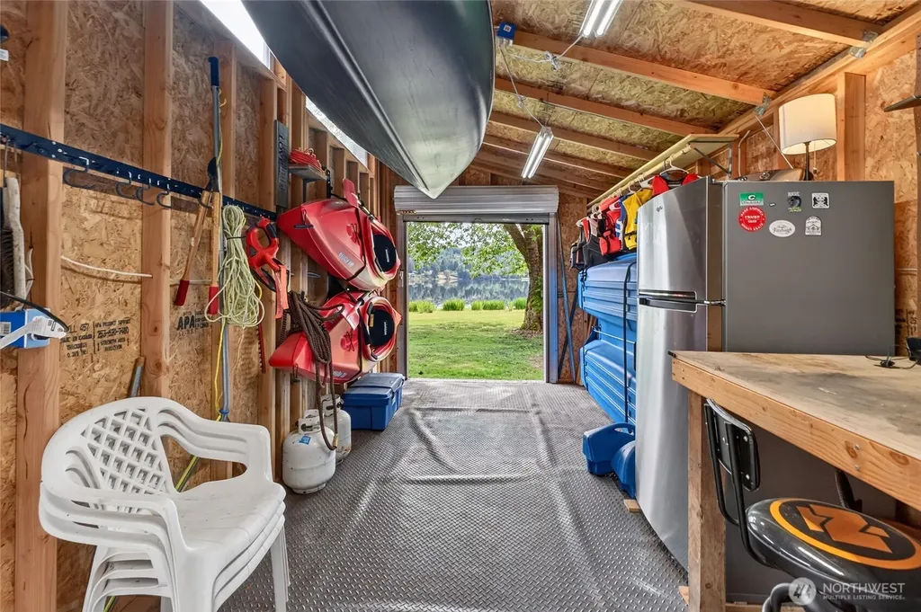 40109 32nd Avenue S Roy WA 98580