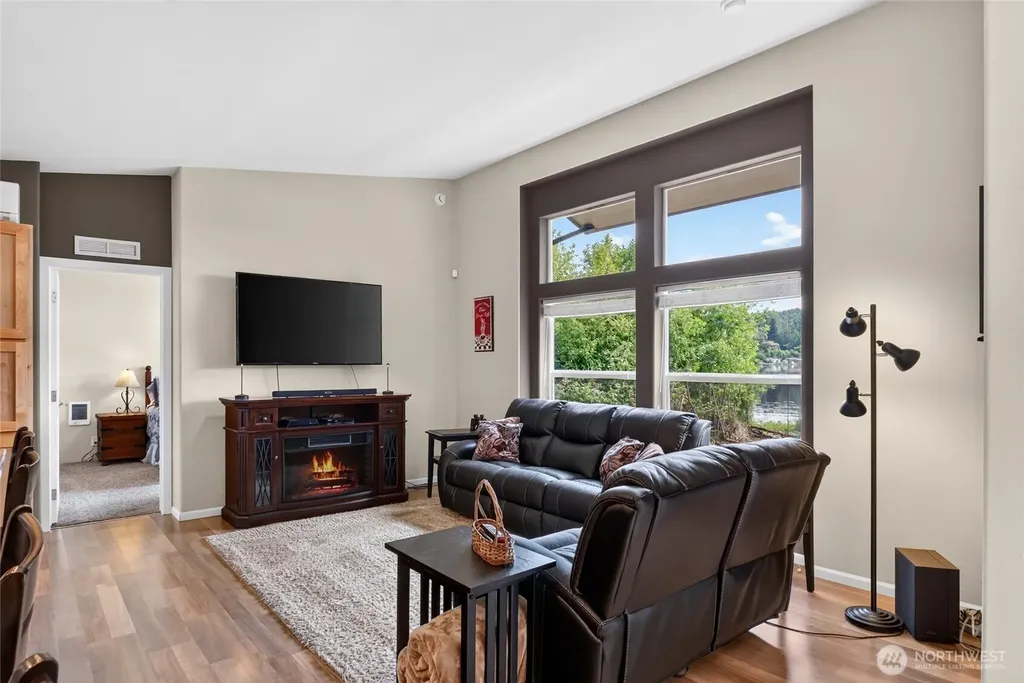 40109 32nd Avenue S Roy WA 98580
