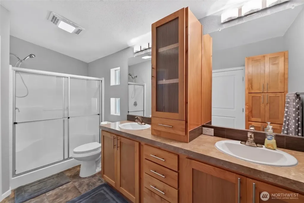 40109 32nd Avenue S Roy WA 98580