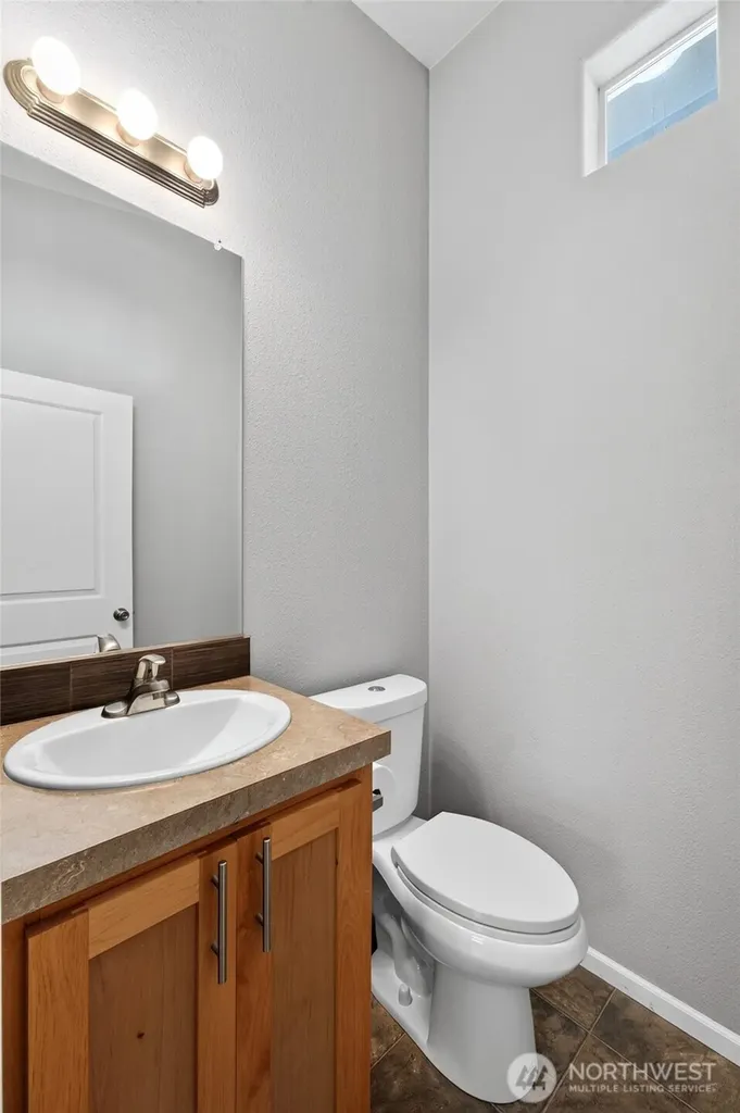40109 32nd Avenue S Roy WA 98580