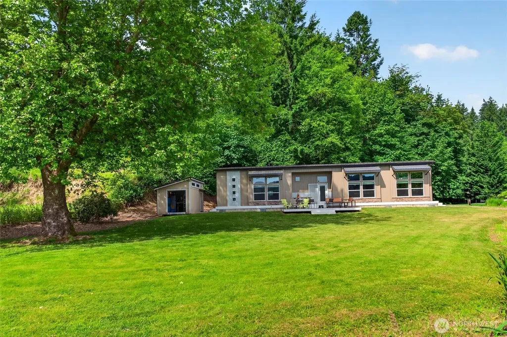 40109 32nd Avenue S Roy WA 98580