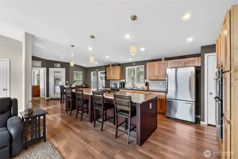40109 32nd Avenue S Roy WA 98580