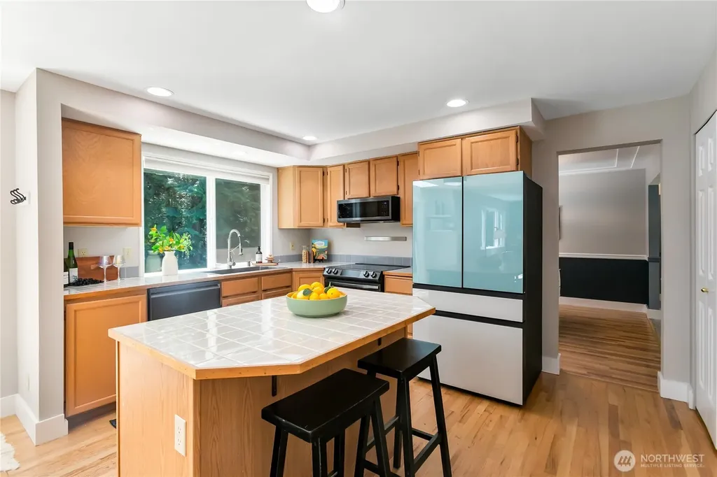 4131 NW Hosman Circle Silverdale WA 98383