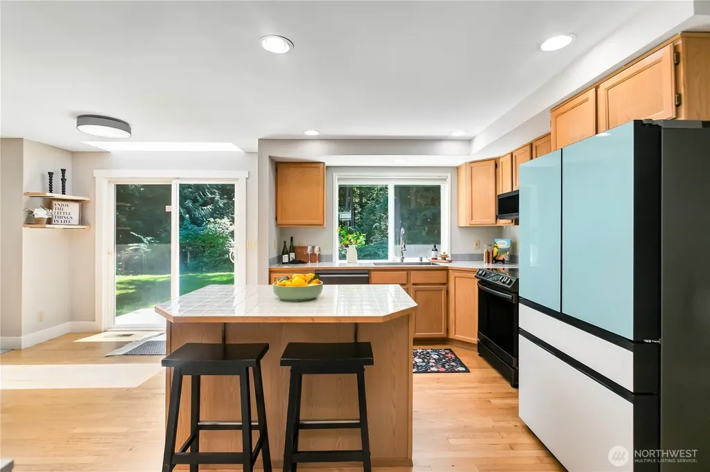 4131 NW Hosman Circle Silverdale WA 98383