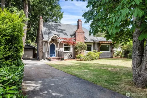 11048 23rd Avenue NE Seattle WA 98125