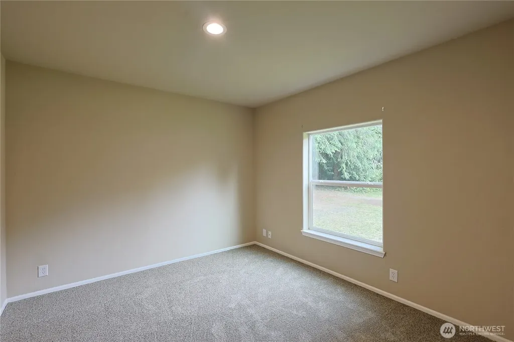 65 W Skokomish Trail Elma WA 98541