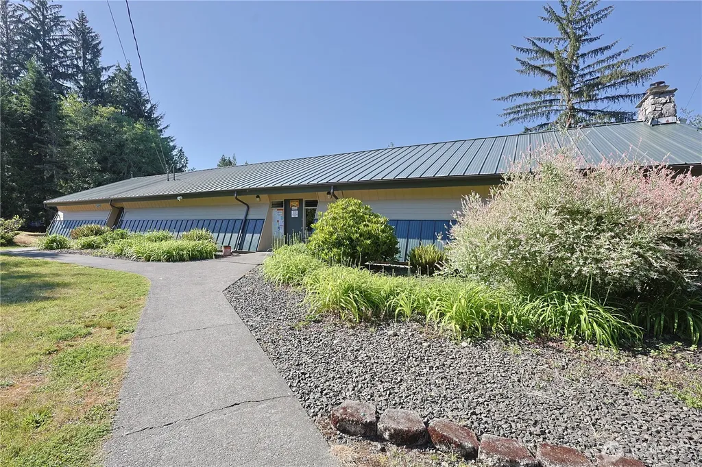 65 W Skokomish Trail Elma WA 98541