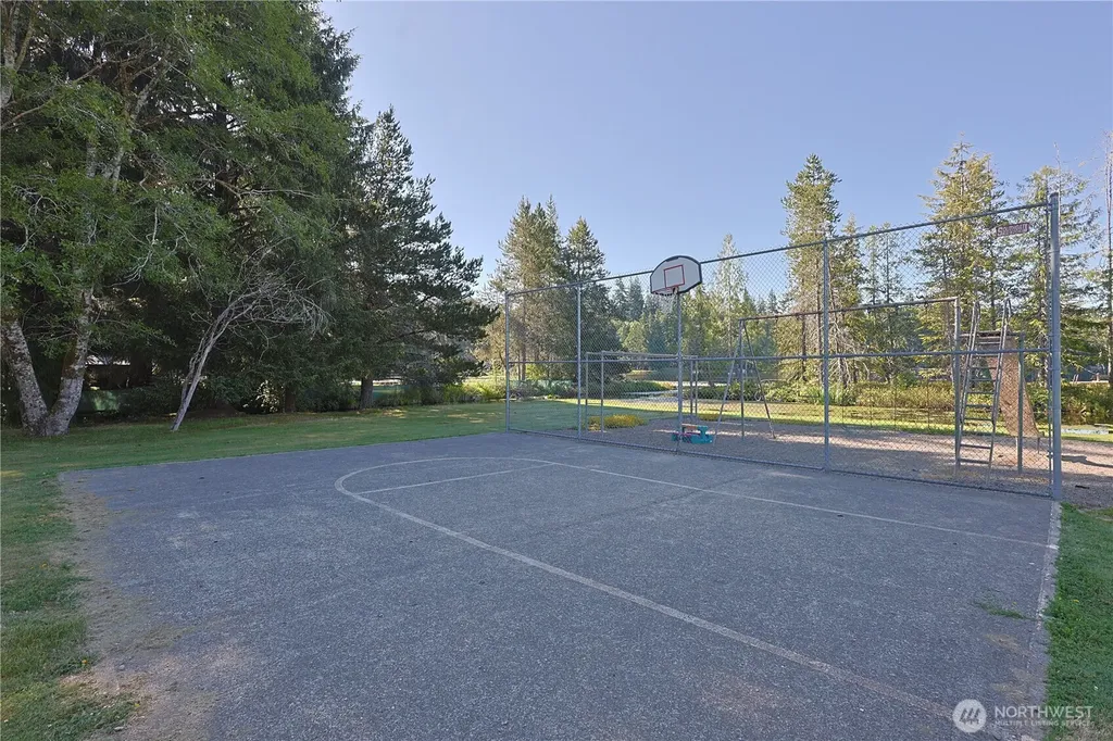 65 W Skokomish Trail Elma WA 98541
