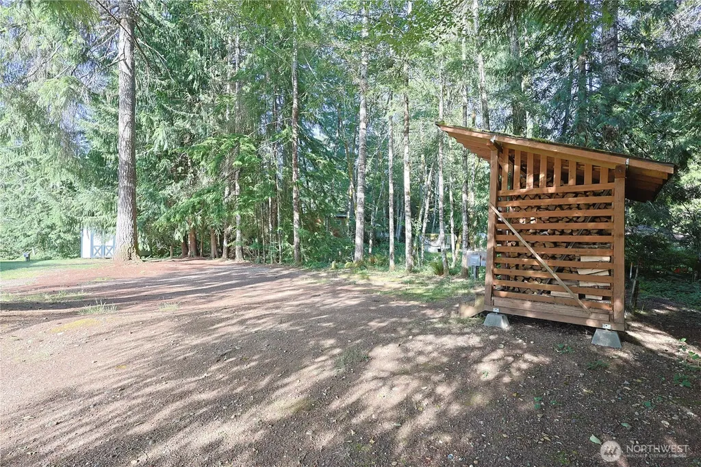 65 W Skokomish Trail Elma WA 98541