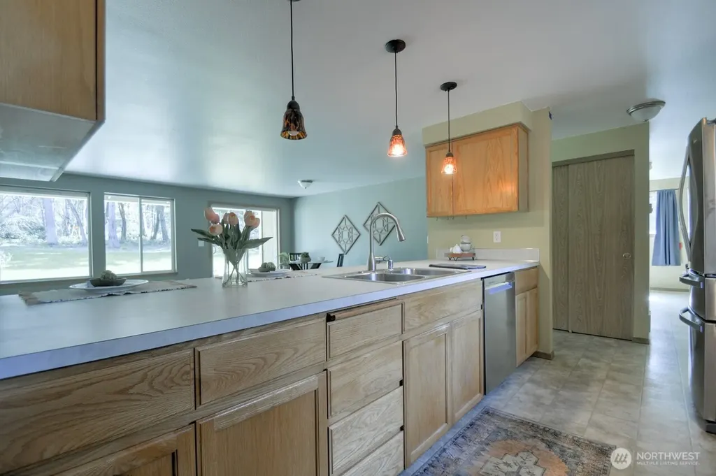 8910 Hunter Point Road NW Olympia WA 98502