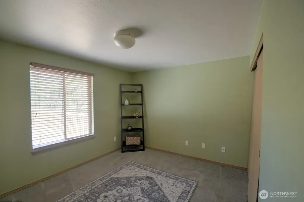 8910 Hunter Point Road NW Olympia WA 98502