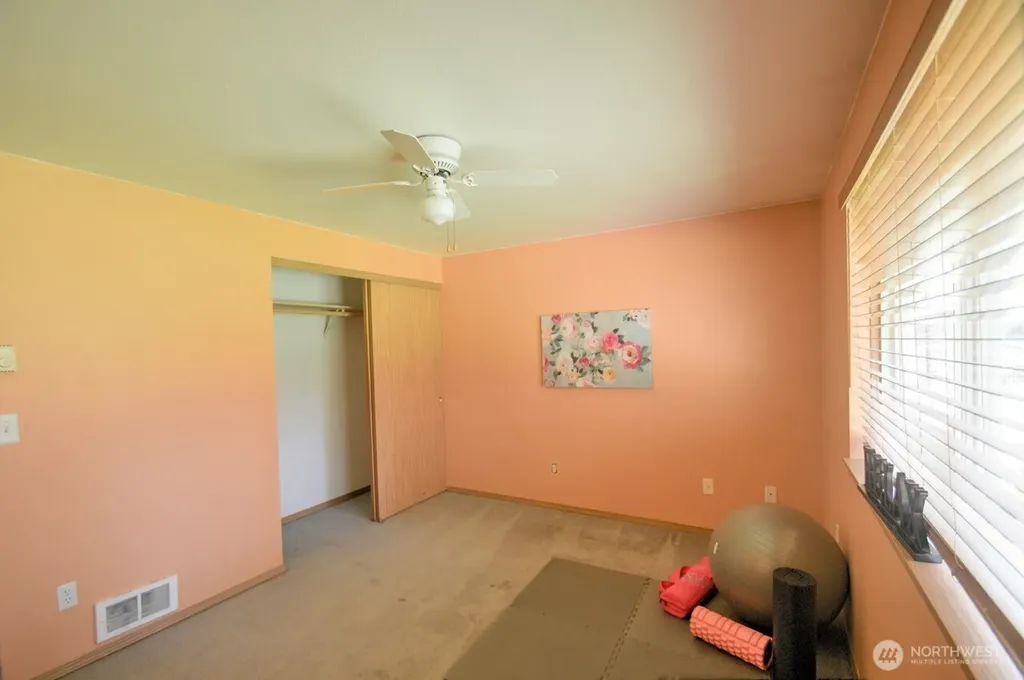 8910 Hunter Point Road NW Olympia WA 98502