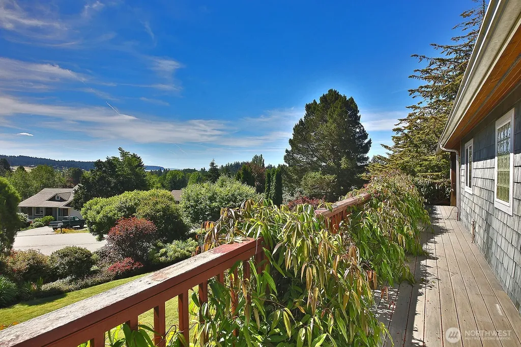 2441 Hillis Drive Langley WA 98260