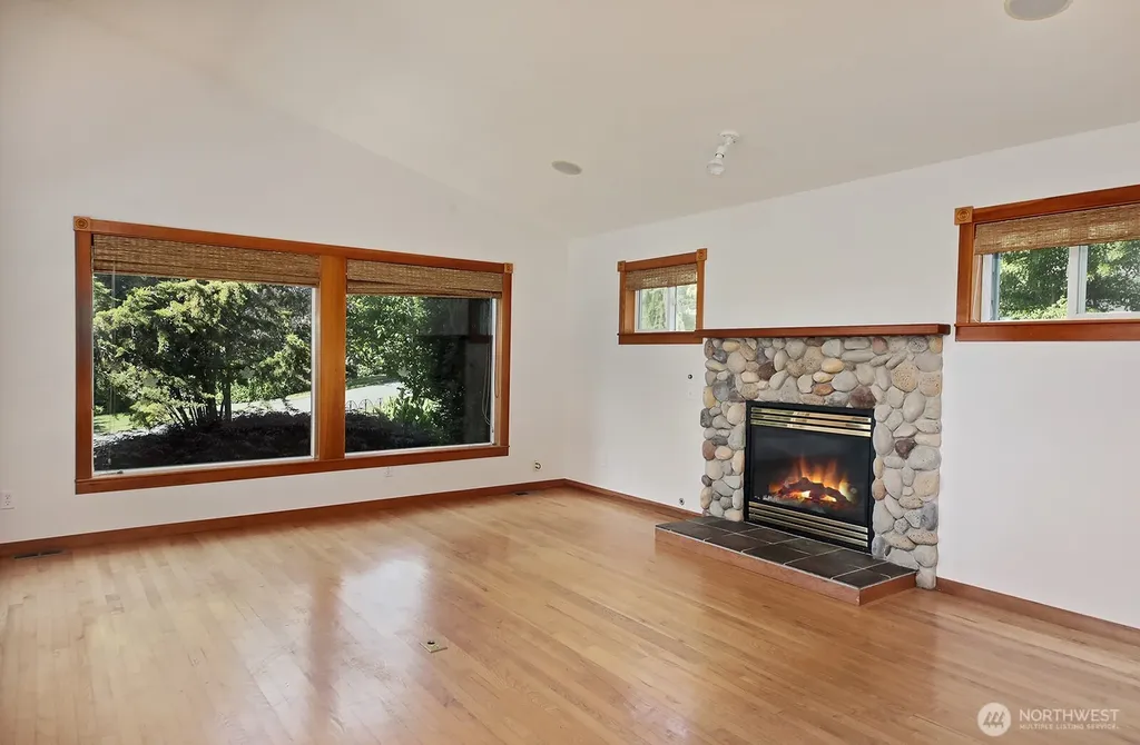 2441 Hillis Drive Langley WA 98260