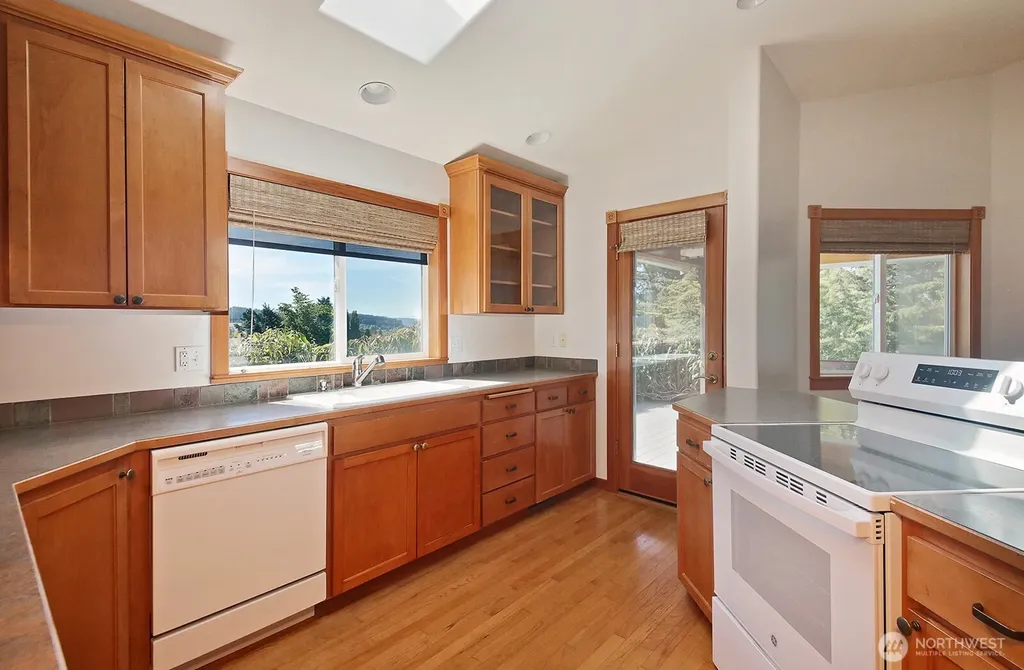 2441 Hillis Drive Langley WA 98260
