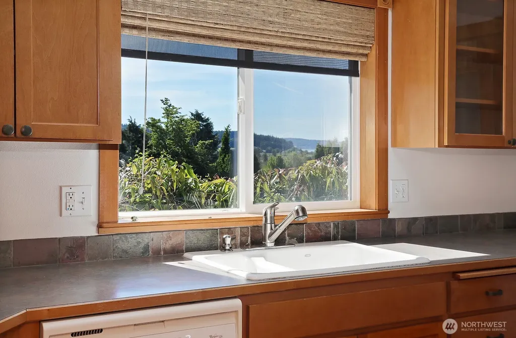 2441 Hillis Drive Langley WA 98260